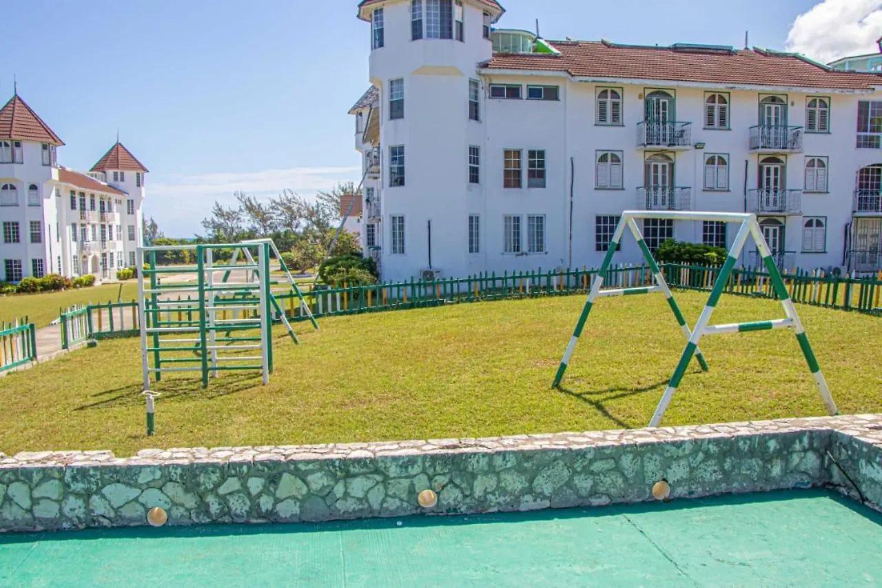 Malibu Ocean View Studio Apartment Montego Bay