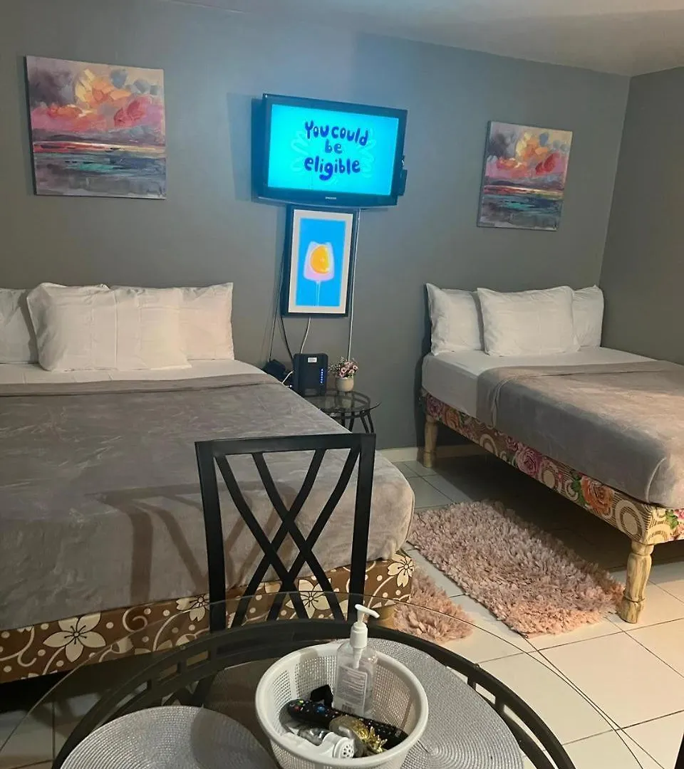 Malibu Ocean View Studio Apartment Montego Bay