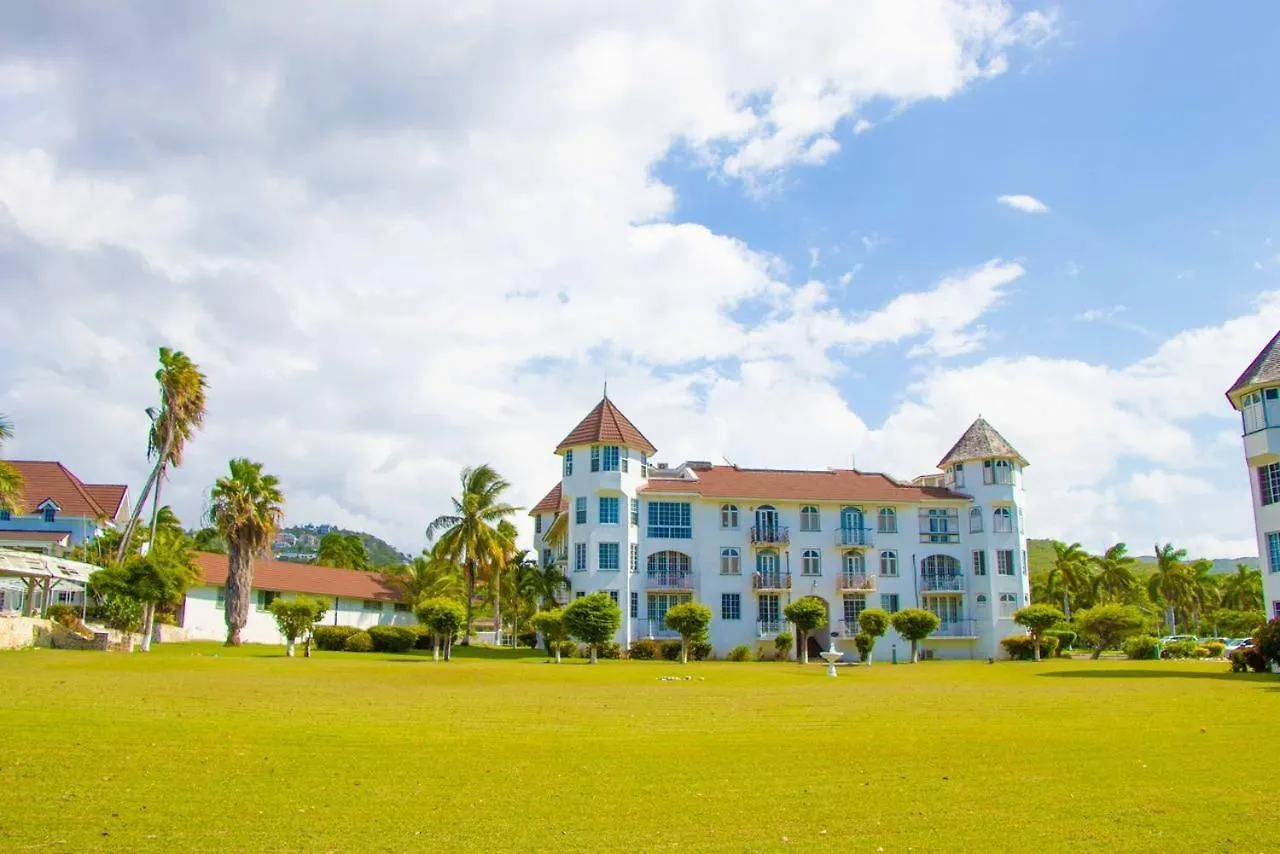 Malibu Ocean View Studio Apartment Montego Bay