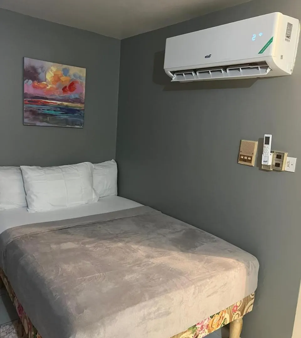 Malibu Ocean View Studio Apartment Montego Bay