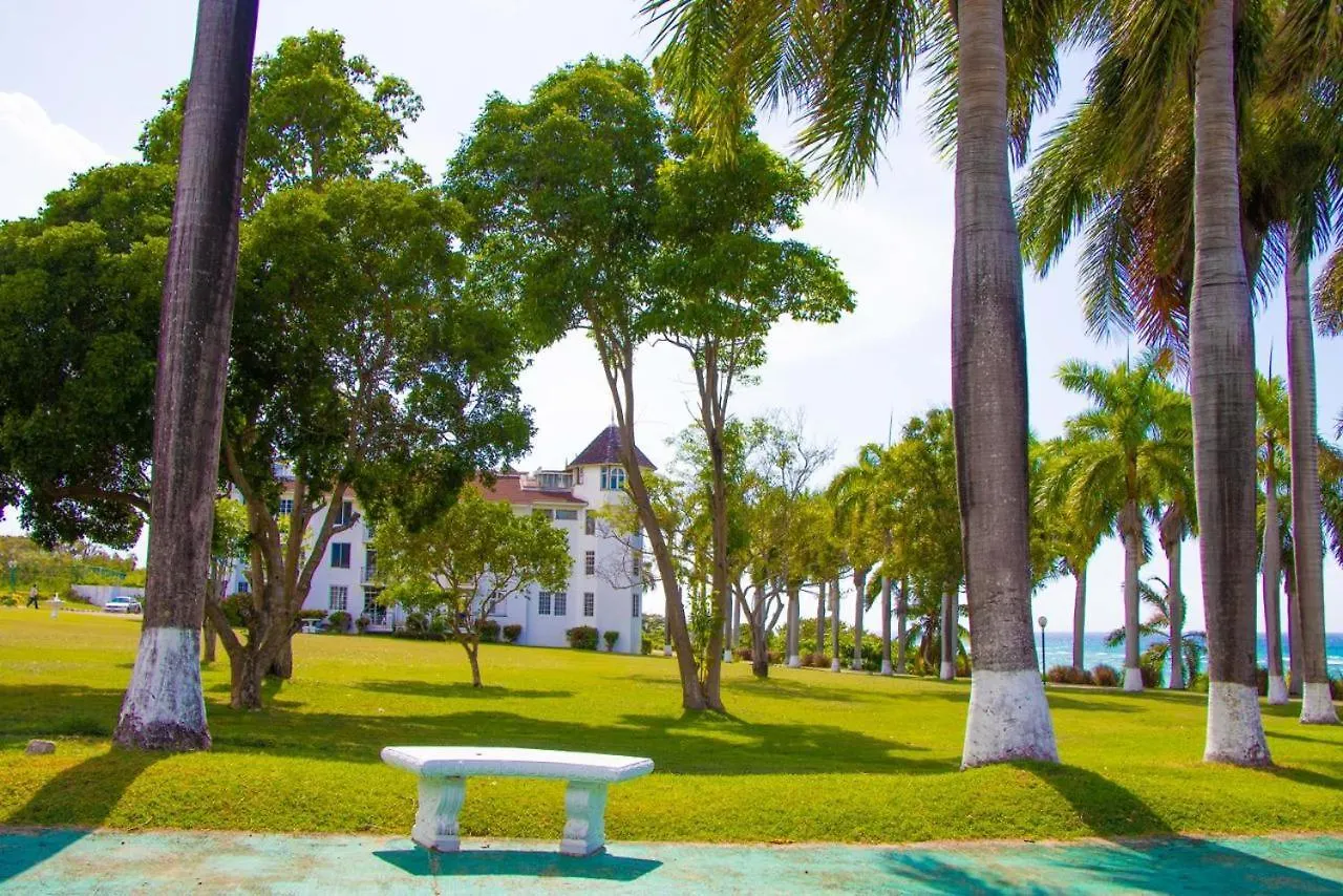 Malibu Ocean View Studio Apartment Montego Bay Jamaica